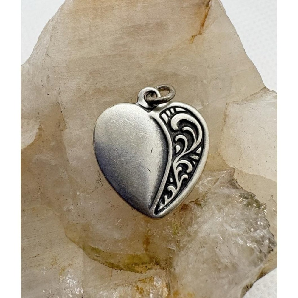 Vintage Sterling Silver Heart Charm Pendant Scroll Design Romantic‎ 1.58g